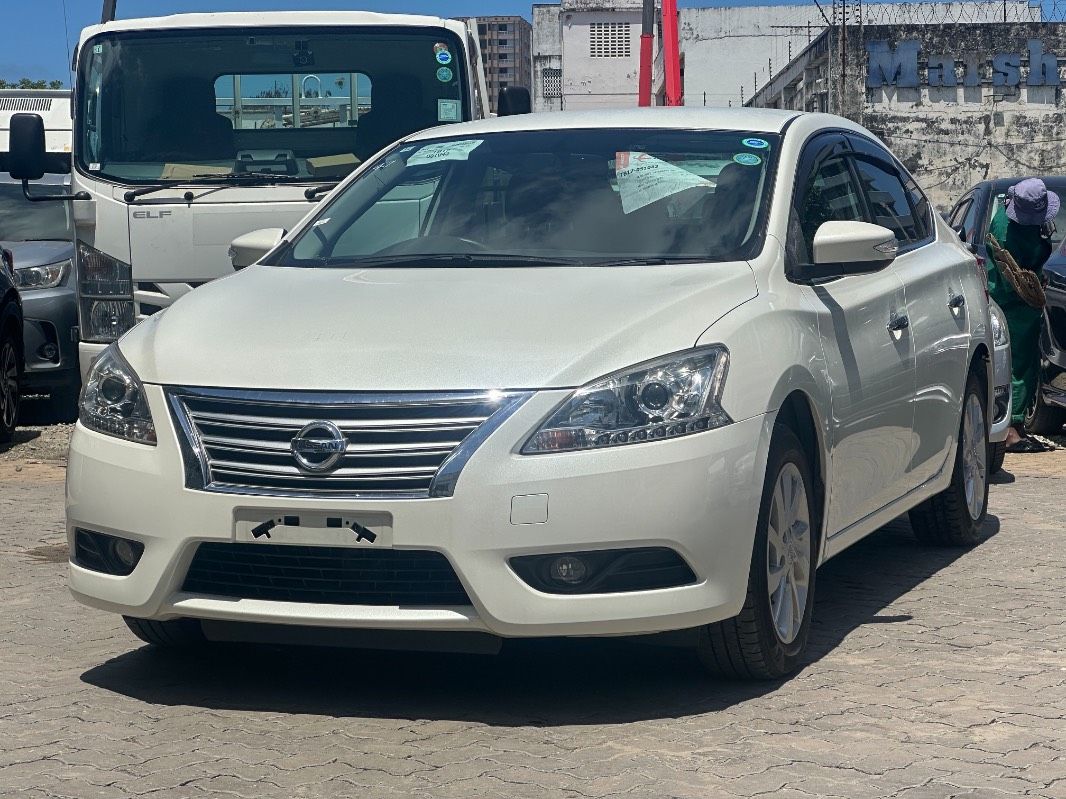 2020 Nissan Sylphy in pearl, photo 3 of 12, for sale in Kenya (Ref N20-51043)