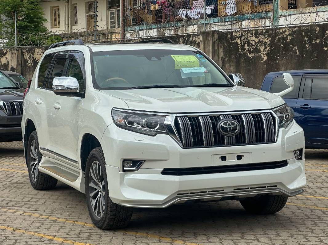 2020 Toyota Prado