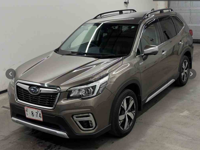 2019 Subaru Forester in bronz, photo 1 of 4, for sale in Kenya (Ref S19-27738)