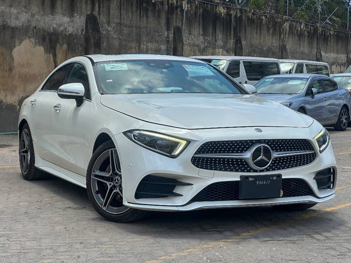 2019 Mercedes-Benz CLS220D in pearl, photo 1 of 12, for sale in Kenya (Ref M19-44927)
