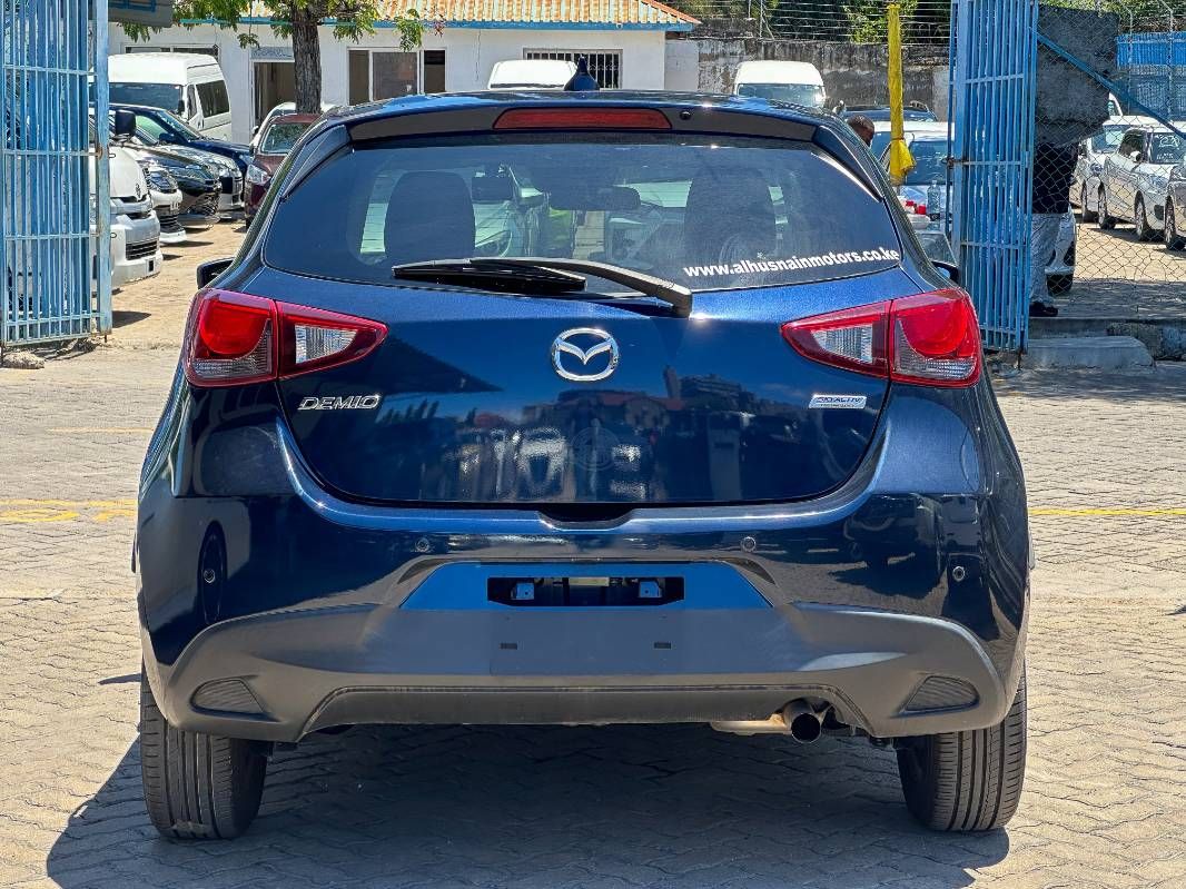 2019 Mazda Demio