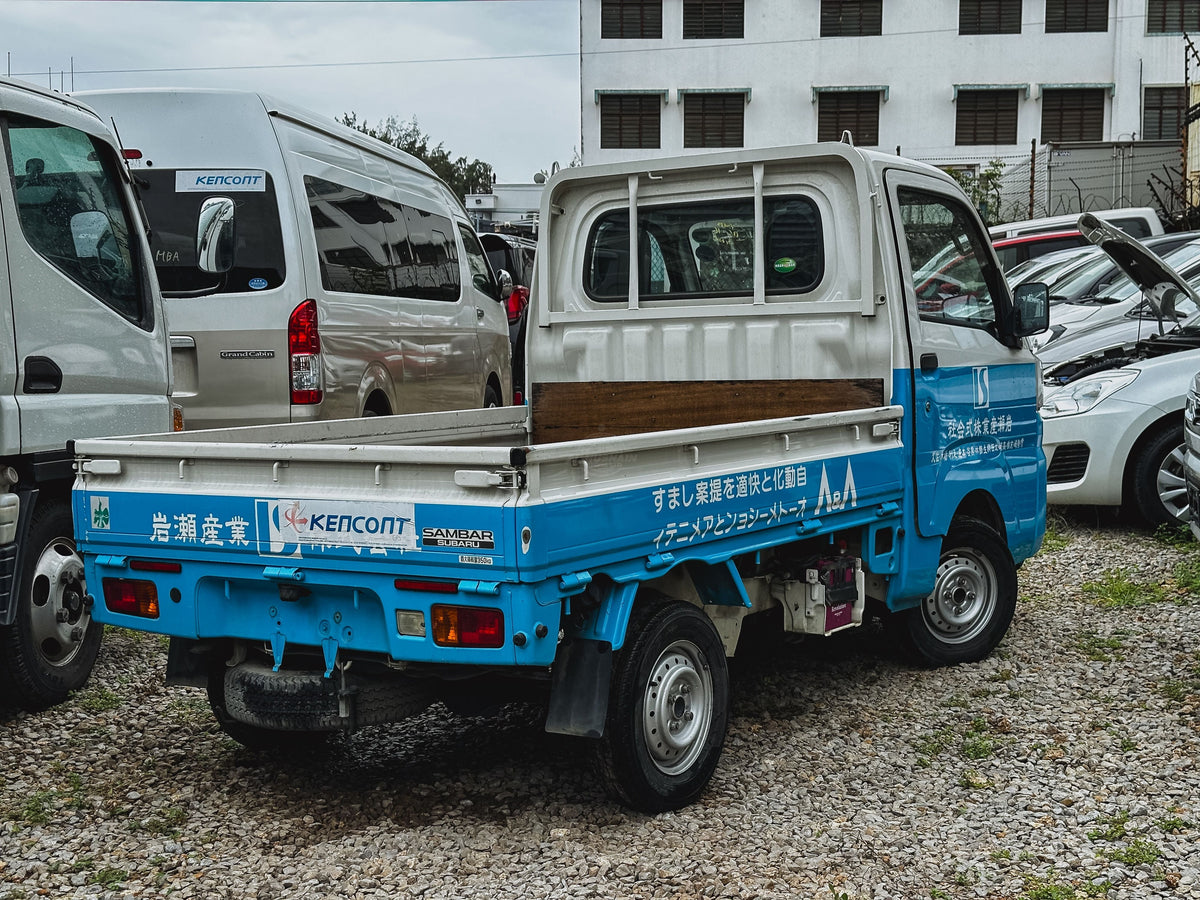 2019 Subaru Sambar in white&blue, photo 6 of 6, for sale in Kenya (Ref S19-05799)