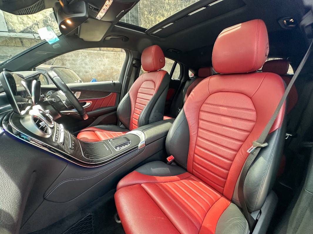 2020 Mercedes-Benz GLC43 in black, photo 9 of 12, for sale in Kenya (Ref M20-15191)