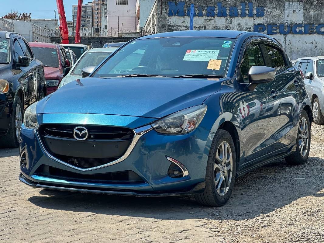 2019 Mazda Demio