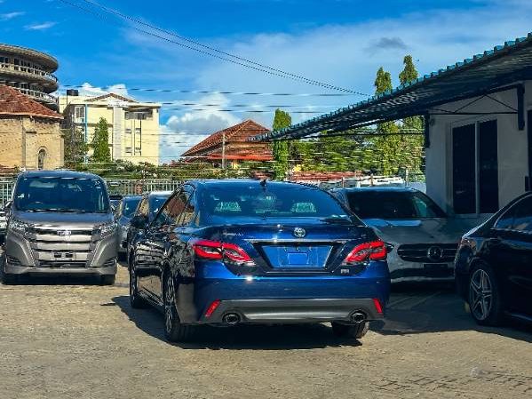 2019 Toyota Crown