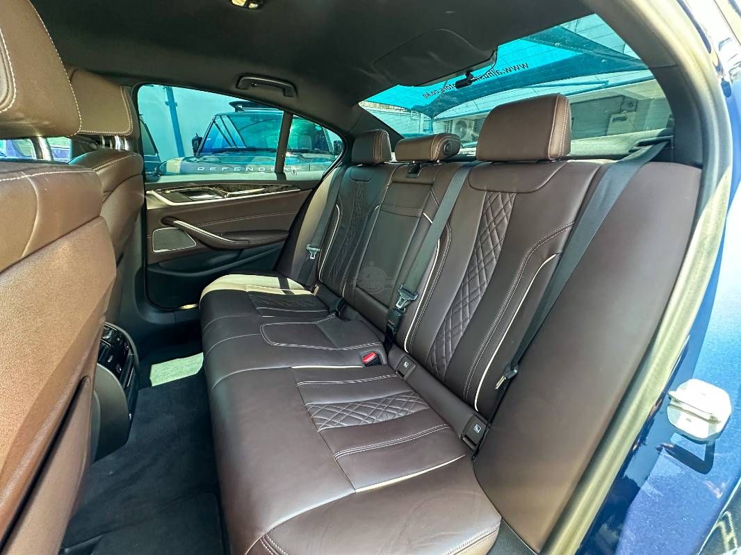 2021 BMW 530i