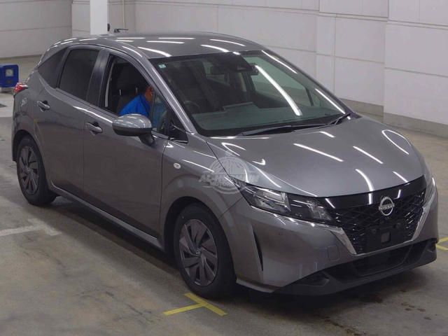 2021 Nissan Note in grey, photo 1 of 4, for sale in Kenya (Ref N21-46245)