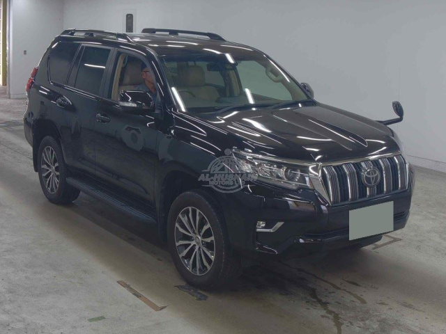 2019 Toyota Prado in black, photo 1 of 3, for sale in Kenya (Ref T19-08121)