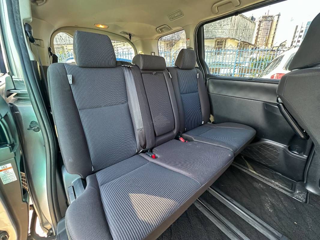 2020 Toyota Voxy