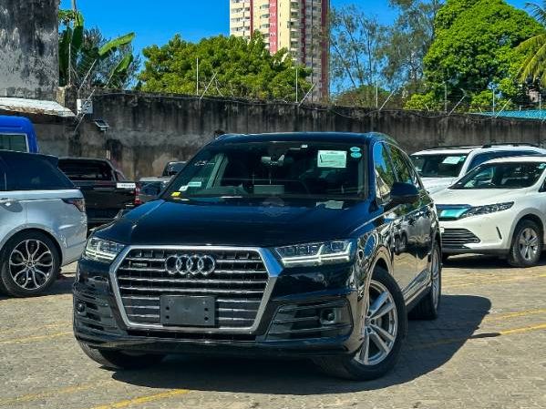 2019 Audi Q7 in black, photo 1 of 16, for sale in Kenya (Ref A19-14730)
