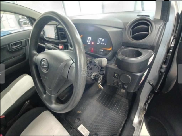 2019 Daihatsu Mira in silver, photo 3 of 4, for sale in Kenya (Ref D19-40023)