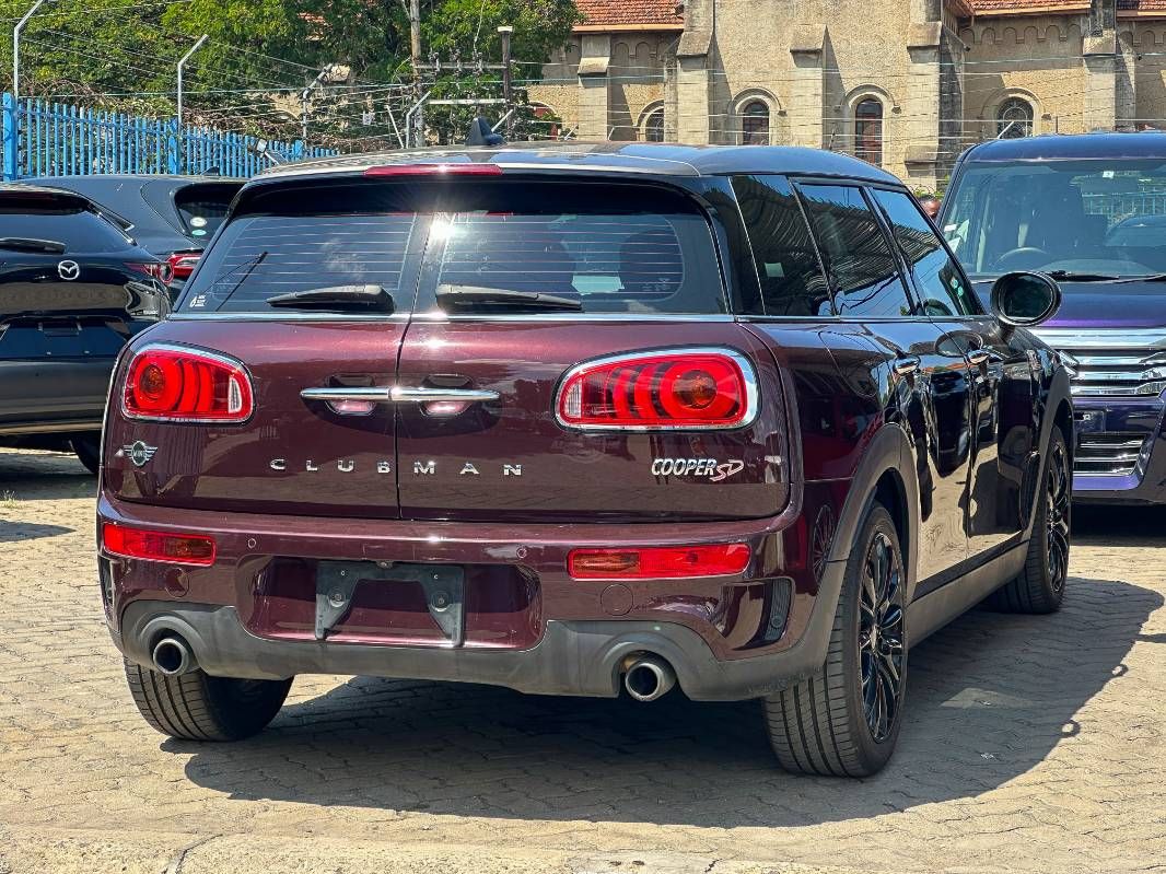 2019 BMW Mini in wine, photo 6 of 12, for sale in Kenya (Ref B19-69885)