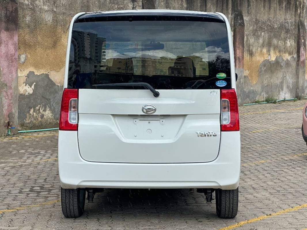 2019 Daihatsu Tanto
