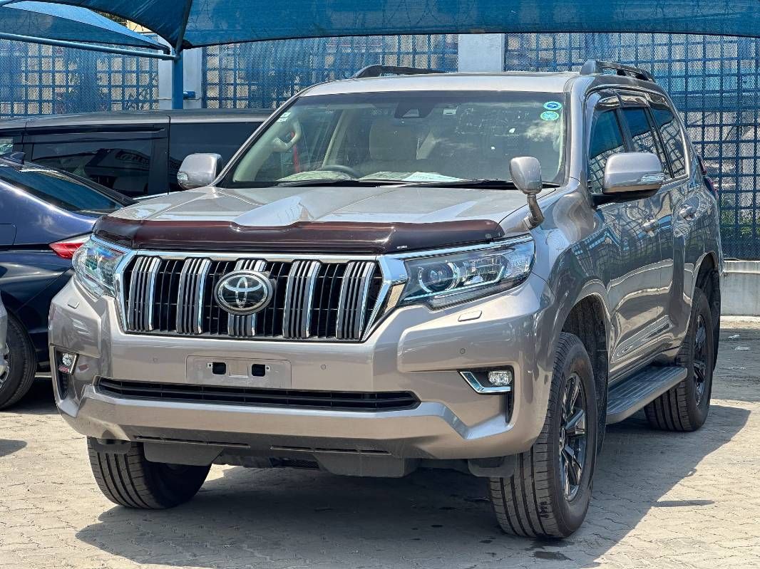 2019 Toyota Prado in bronz, photo 3 of 14, for sale in Kenya (Ref T19-01233)