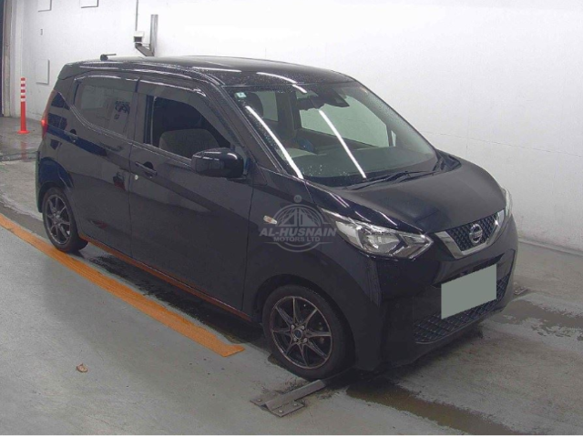 2019 Nissan Dayz in black, photo 1 of 4, for sale in Kenya (Ref N19-07258)