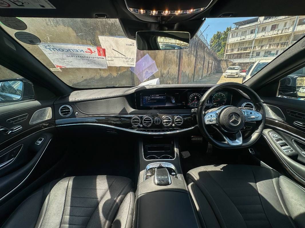 2020 Mercedes-Benz S560 in black, photo 8 of 12, for sale in Kenya (Ref M20-17510)
