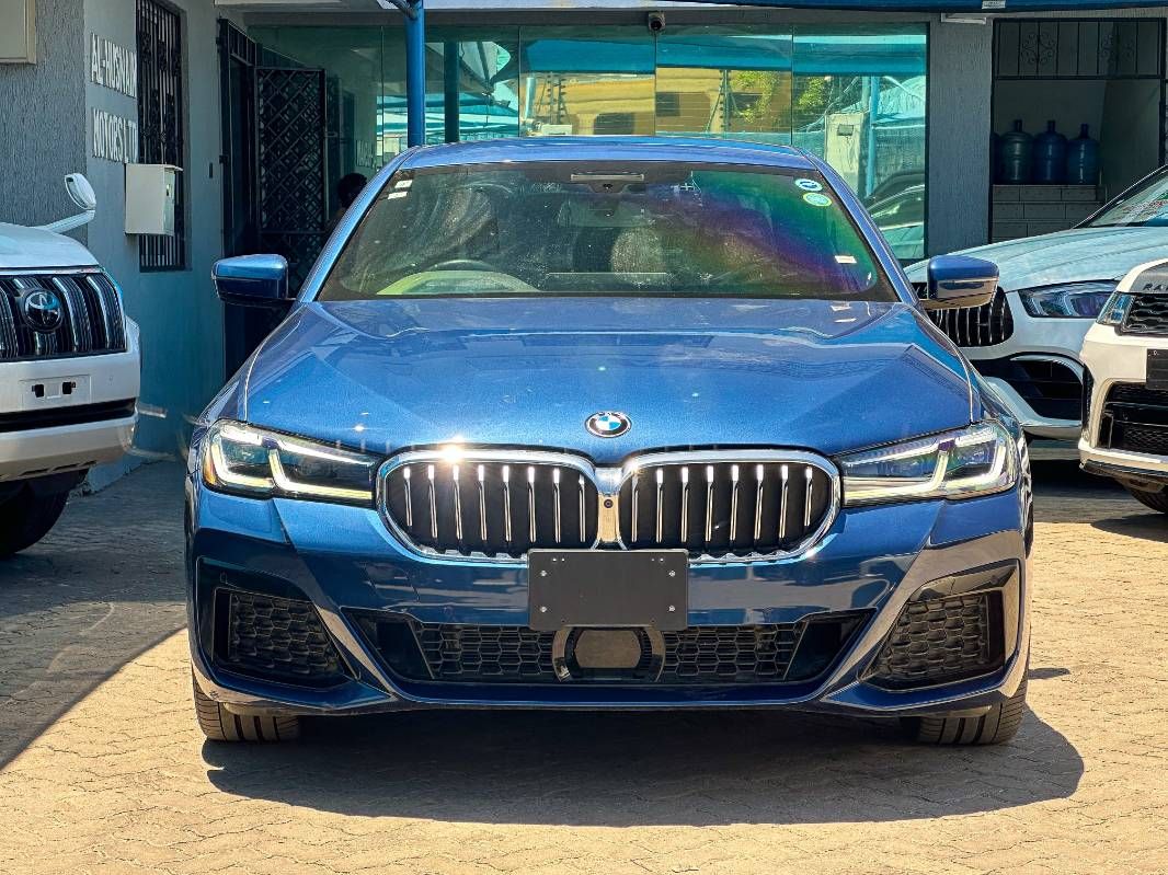 2021 BMW 530i