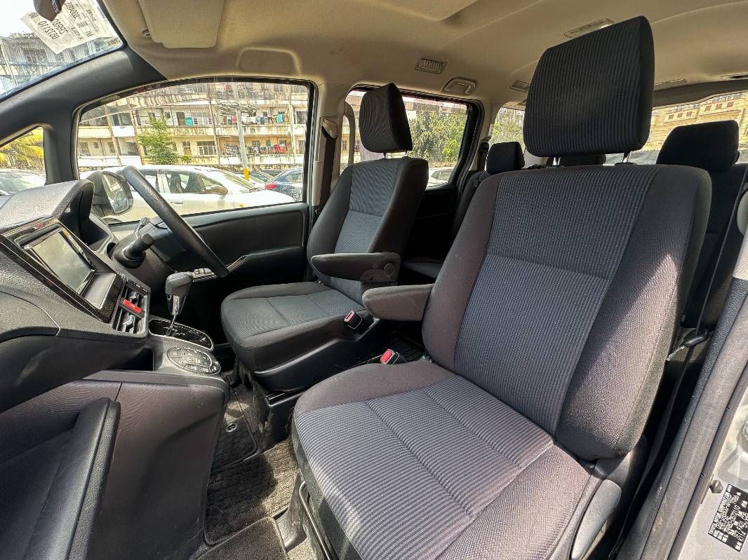 2019 Toyota Noah