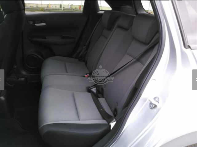 2020 Honda Fit in silver, photo 2 of 4, for sale in Kenya (Ref H20-10819)