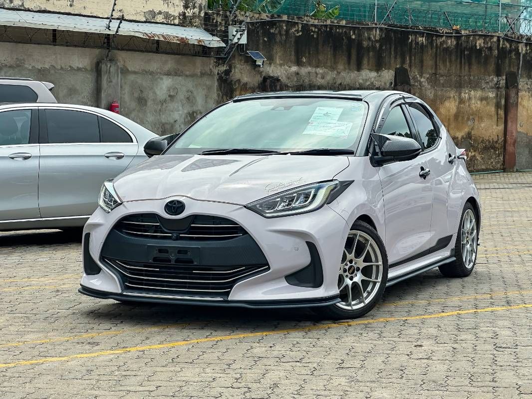 2020 Toyota Yaris in pink, photo 1 of 12, for sale in Kenya (Ref T20-13059)