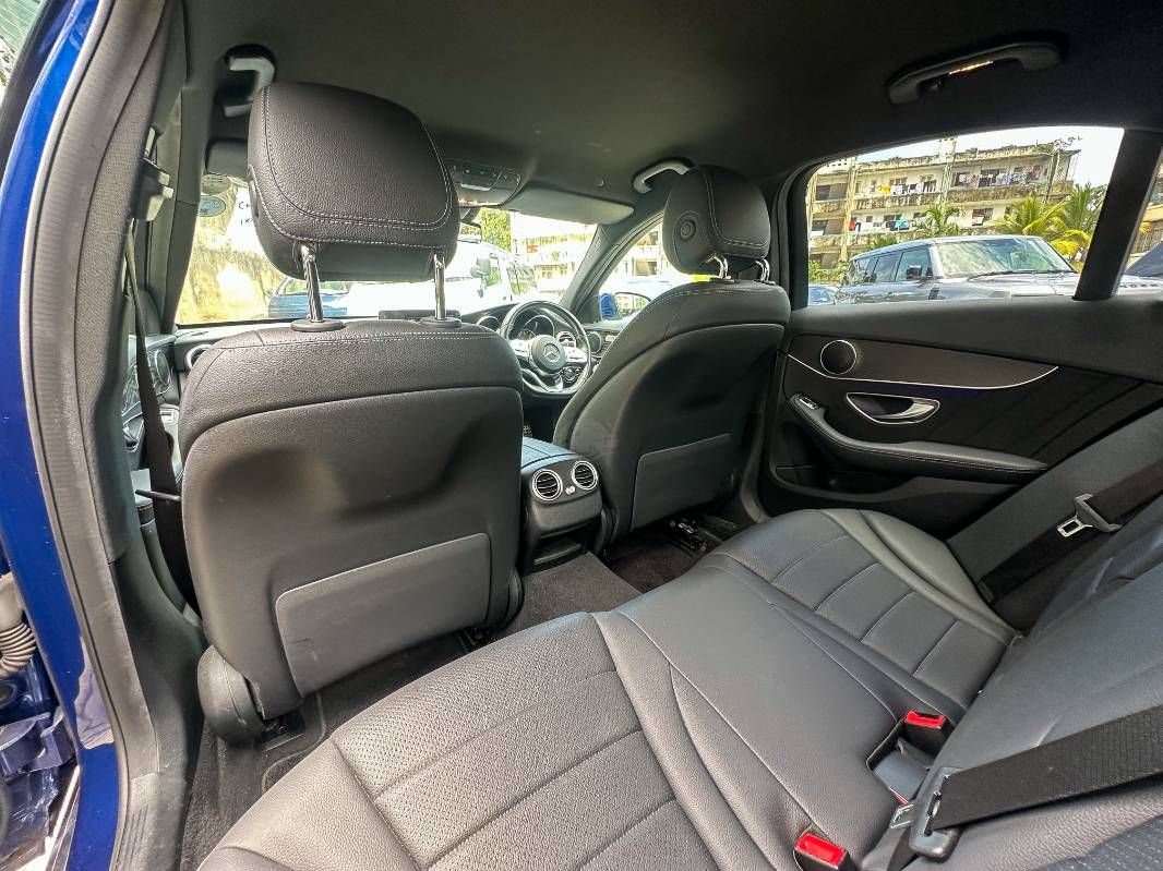 2019 Mercedes-Benz C220 in blue, photo 11 of 12, for sale in Kenya (Ref M19-05819)