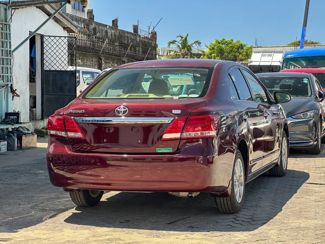2019 Toyota Premio