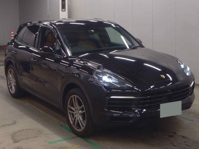 2019 Porsche Cayenne in black, photo 1 of 3, for sale in Kenya (Ref P19-64846)