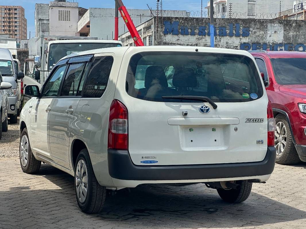 2020 Toyota Succeed
