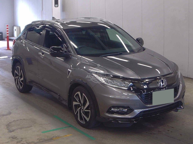 2019 Honda Vezel in grey, photo 1 of 3, for sale in Kenya (Ref H19-34618)