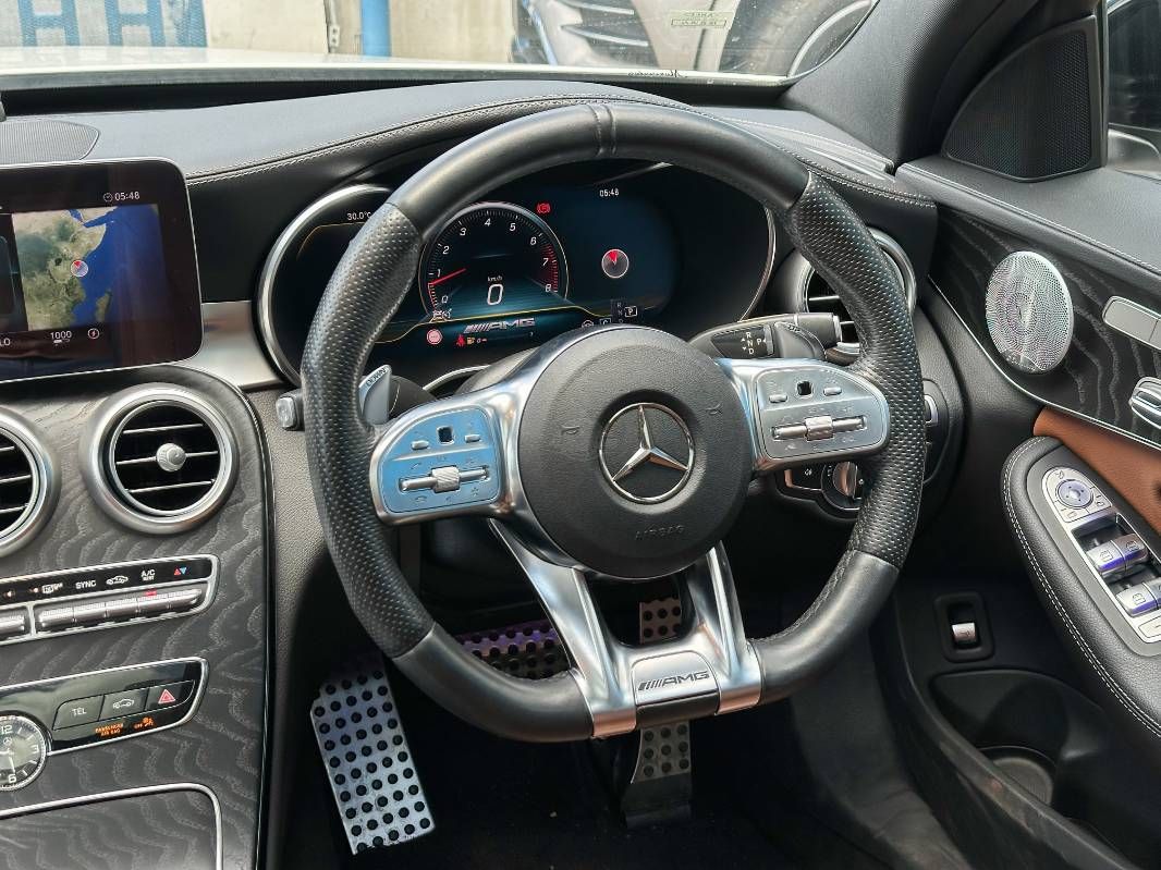 2019 Mercedes-Benz C43 in pearl, photo 7 of 10, for sale in Kenya (Ref M19-77855)