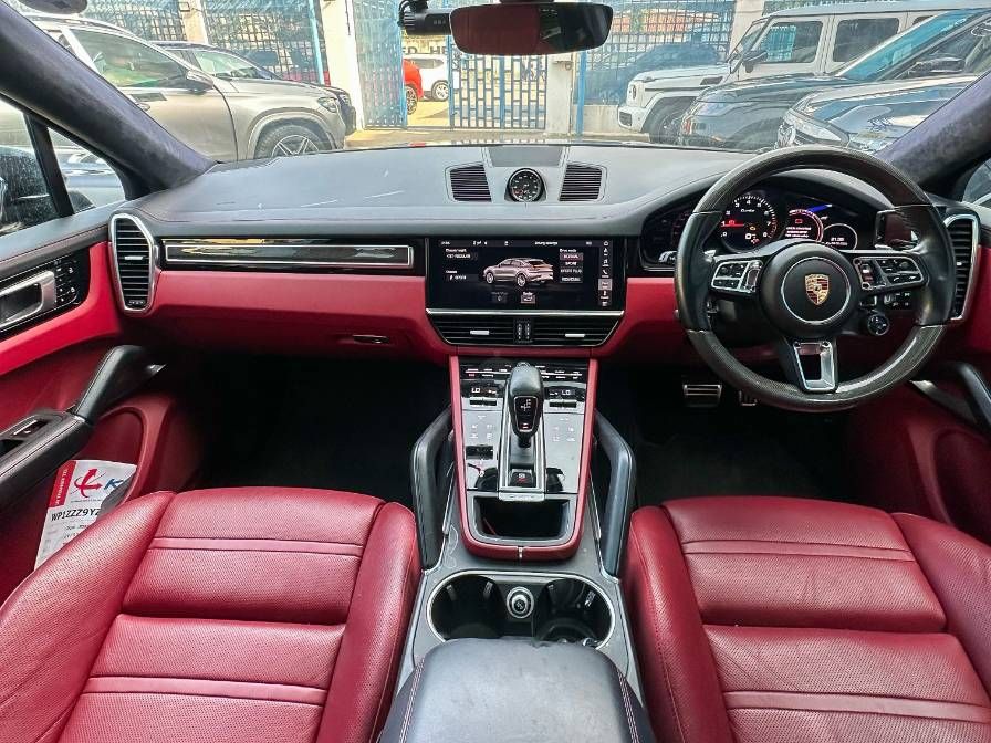 2020 Porsche Cayenne