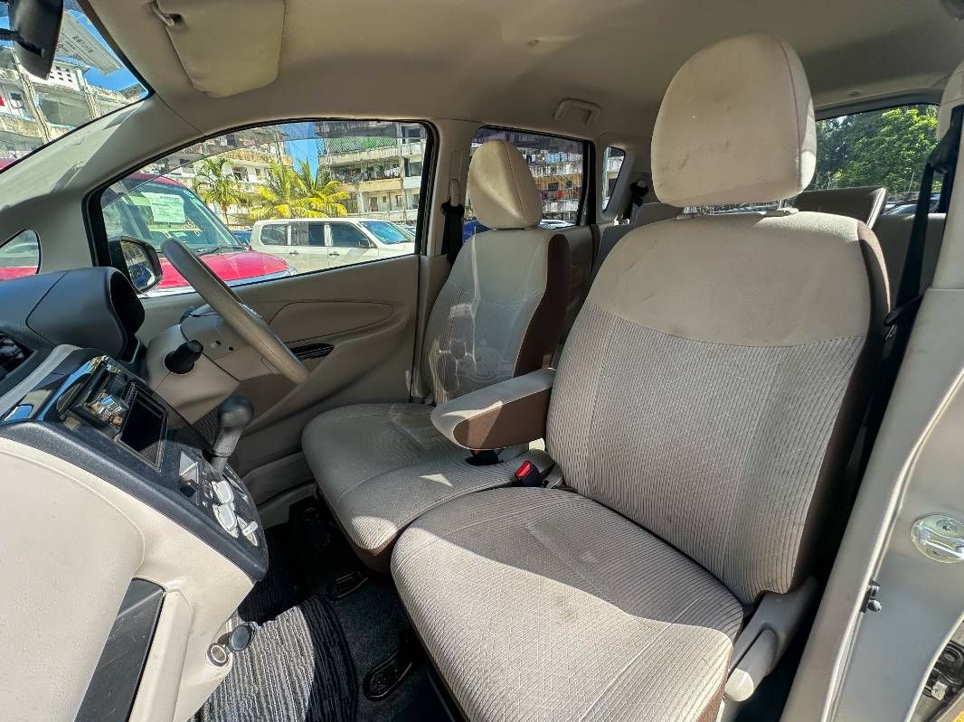 2019 Nissan Dayz in silver, photo 10 of 12, for sale in Kenya (Ref N19-47041)