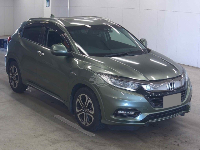 2019 Honda Vezel in green, photo 1 of 4, for sale in Kenya (Ref H19-41692)