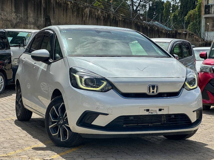 2020 Honda Fit in pearl, photo 1 of 11, for sale in Kenya (Ref H20-01654)