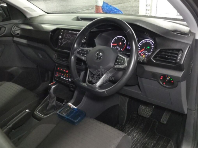 2020 Volkswagen T-Cross in black, photo 3 of 4, for sale in Kenya (Ref V20-60592)