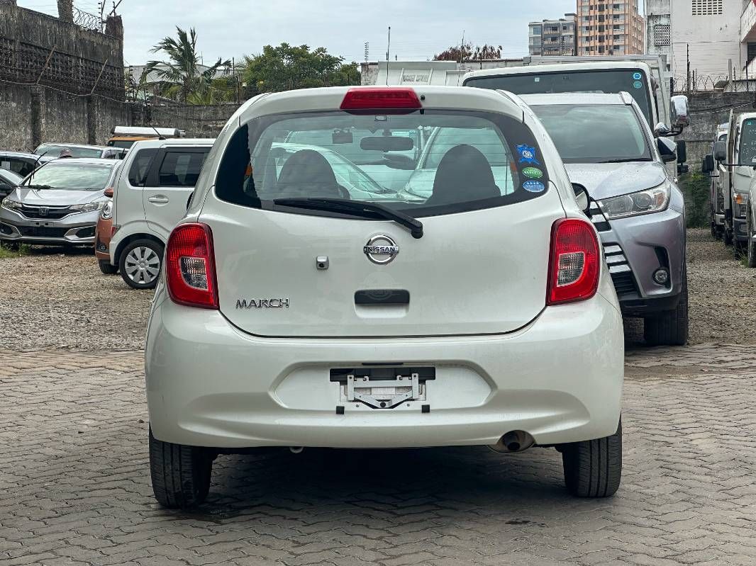 2019 Nissan March