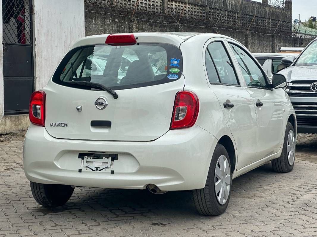 2019 Nissan March
