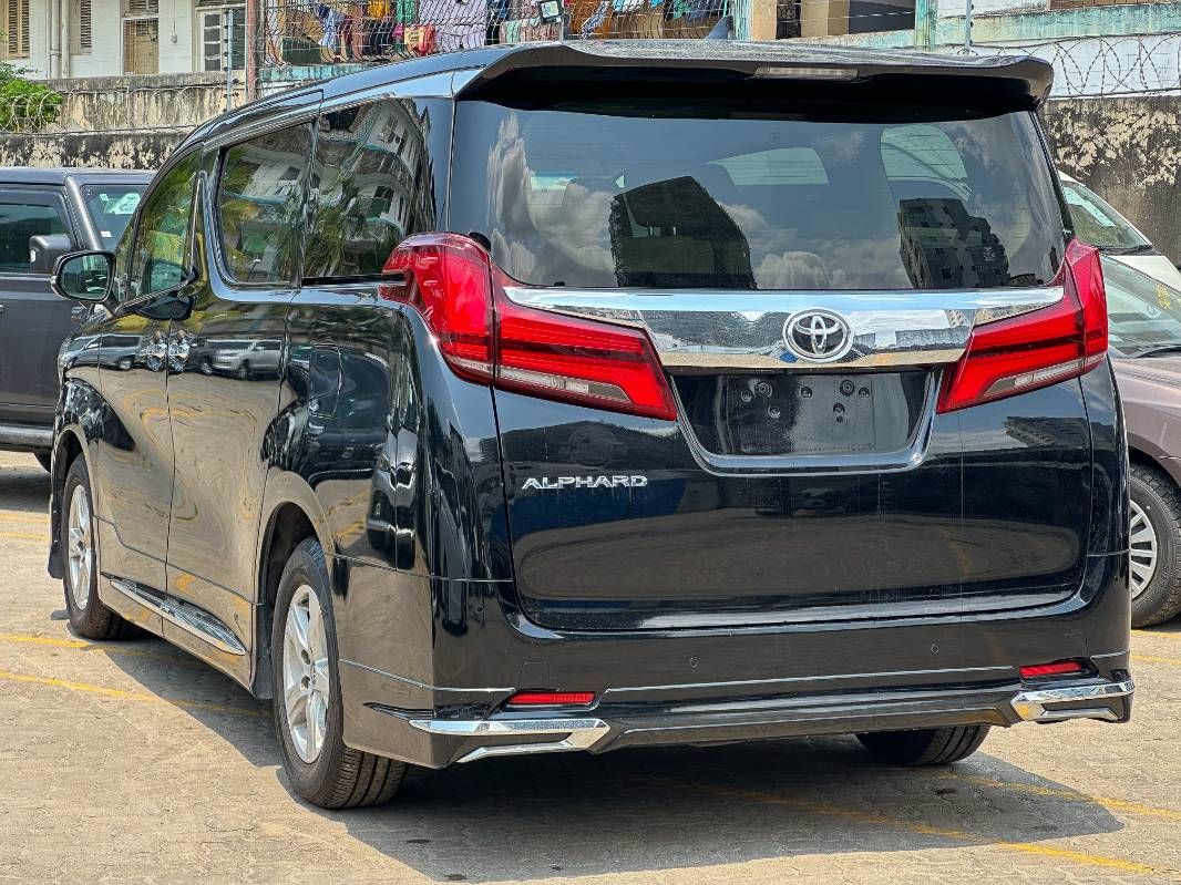 2019 Toyota Alphard