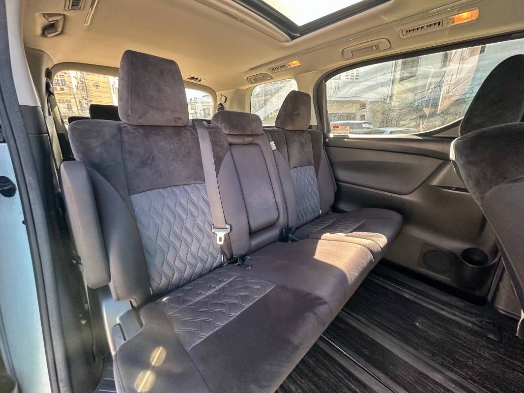 2020 Toyota Alphard