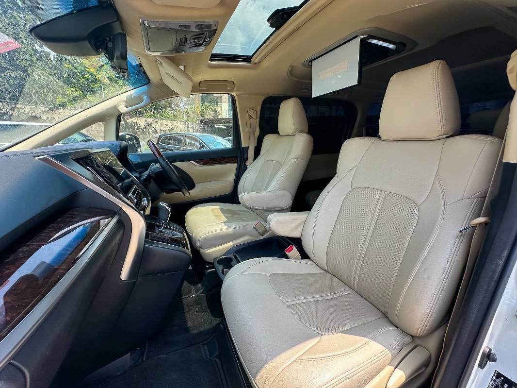 2019 Toyota Vellfire