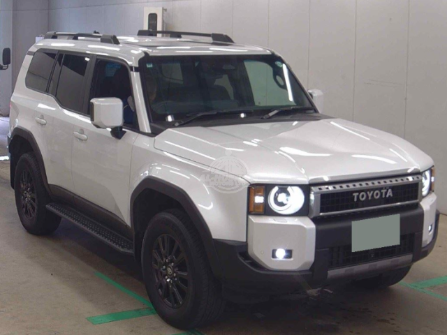 2024 Toyota Landcruiser 250 in pearl, photo 1 of 3, for sale in Kenya (Ref T24-11181)