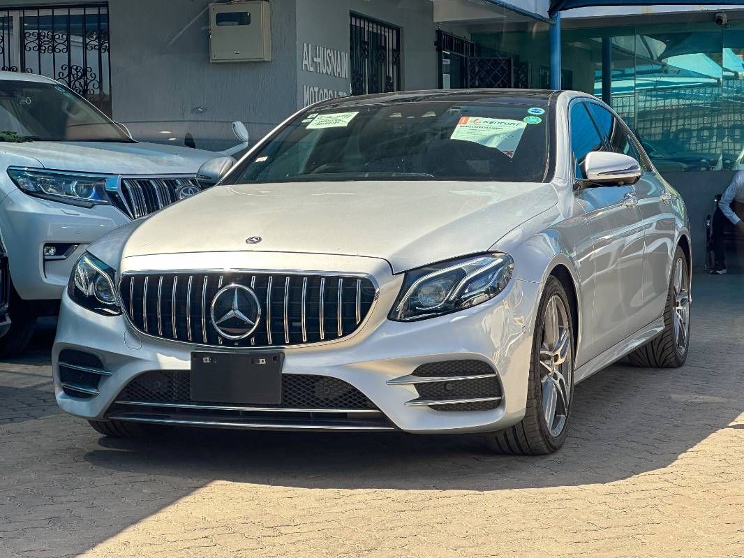 2019 Mercedes-Benz E300