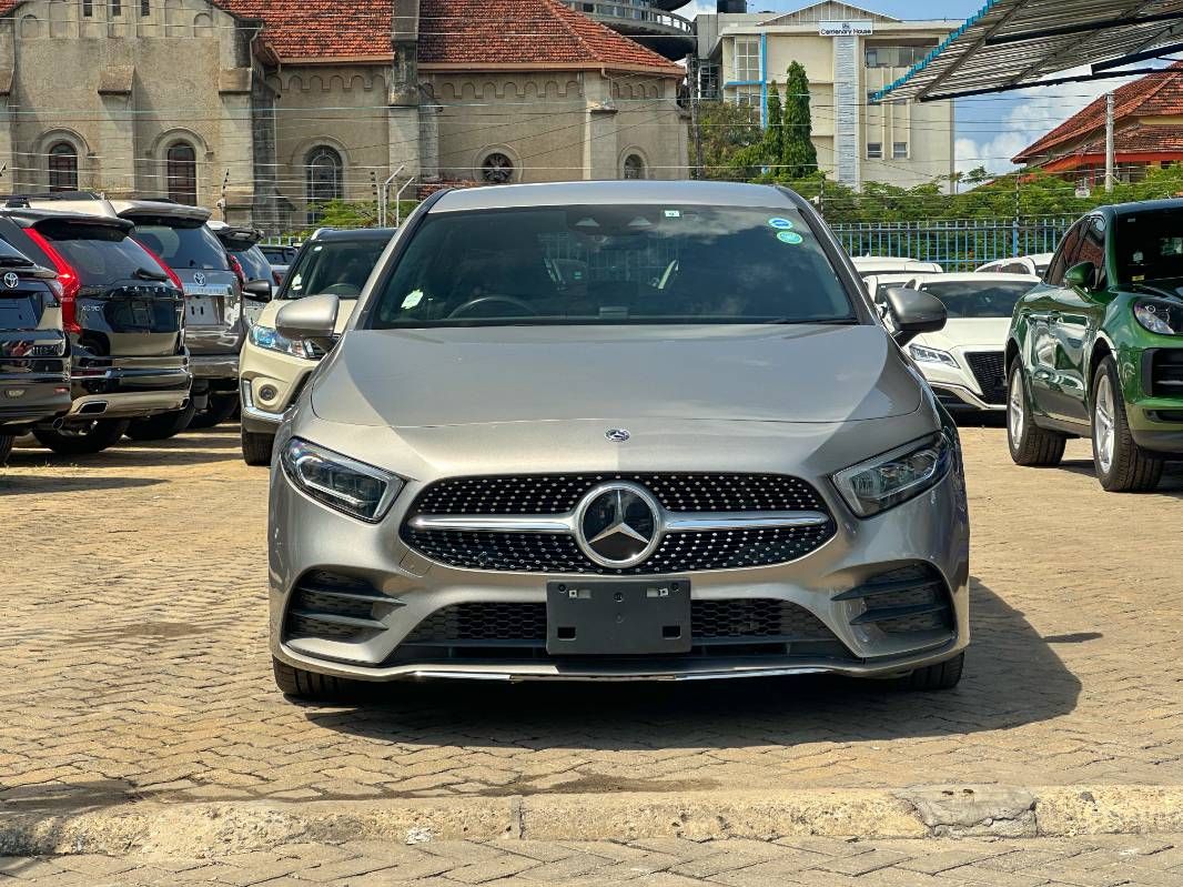 2019 Mercedes-Benz A200, photo 1