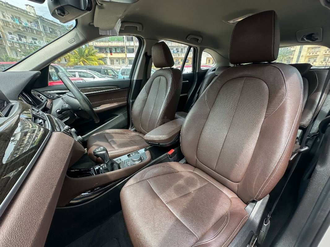2019 BMW X1 in white, photo 10 of 12, for sale in Kenya (Ref B19-82222)
