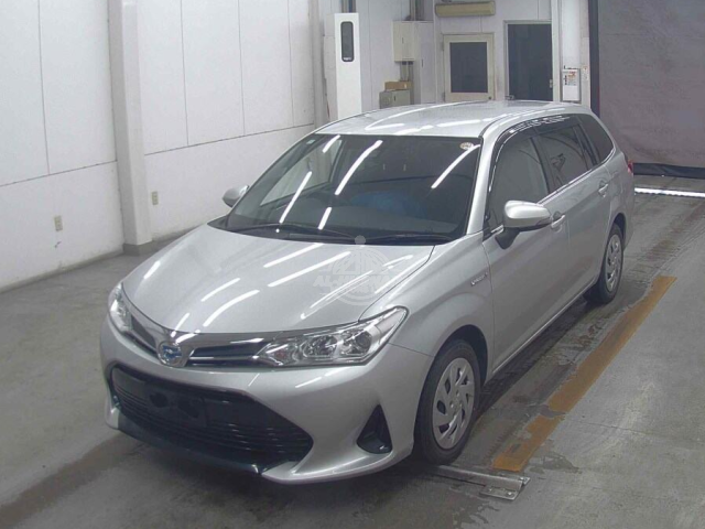 2019 Toyota Fielder in silver, photo 1 of 4, for sale in Kenya (Ref T19-20994)
