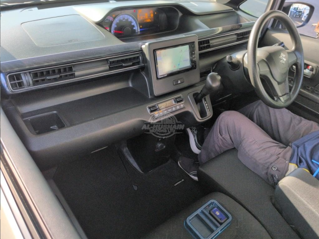 2019 Suzuki Wagon R in grey, photo 2 of 3, for sale in Kenya (Ref S19-17957)