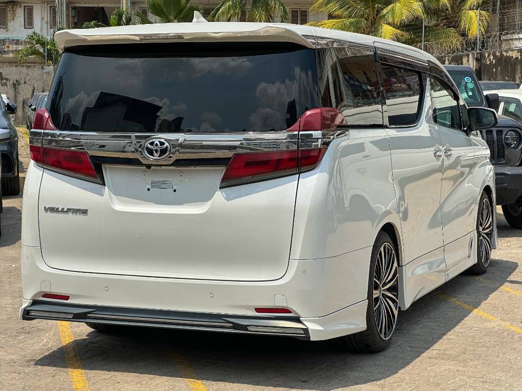 2019 Toyota Vellfire