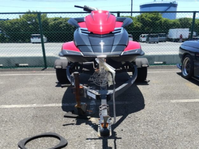 2017 Yamaha Fx Cruiser in red, photo 1 of 4, for sale in Kenya (Ref Y17-8l617)