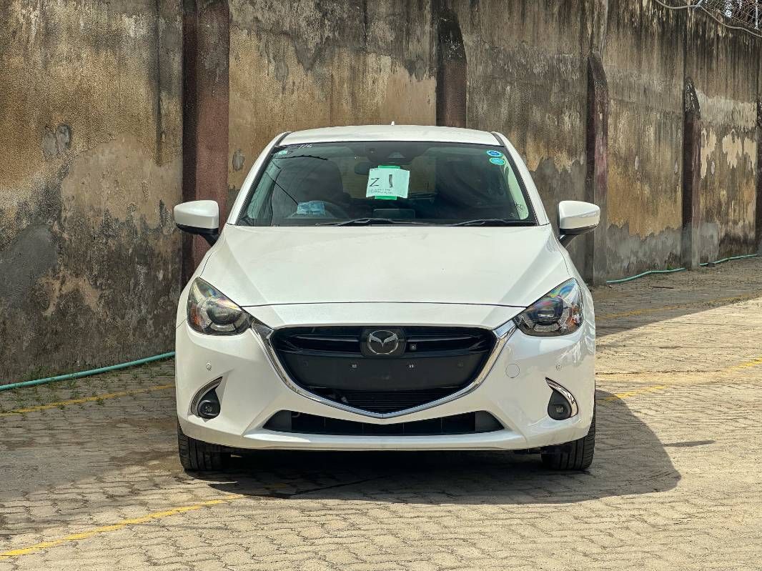 2019 Mazda Demio