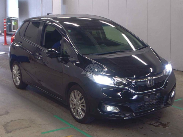 2019 Honda Fit in black, photo 1 of 4, for sale in Kenya (Ref H19-45341)